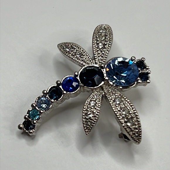 Vintage Blue Rhinestone Dragonfly Brooch - Picture 4 of 15